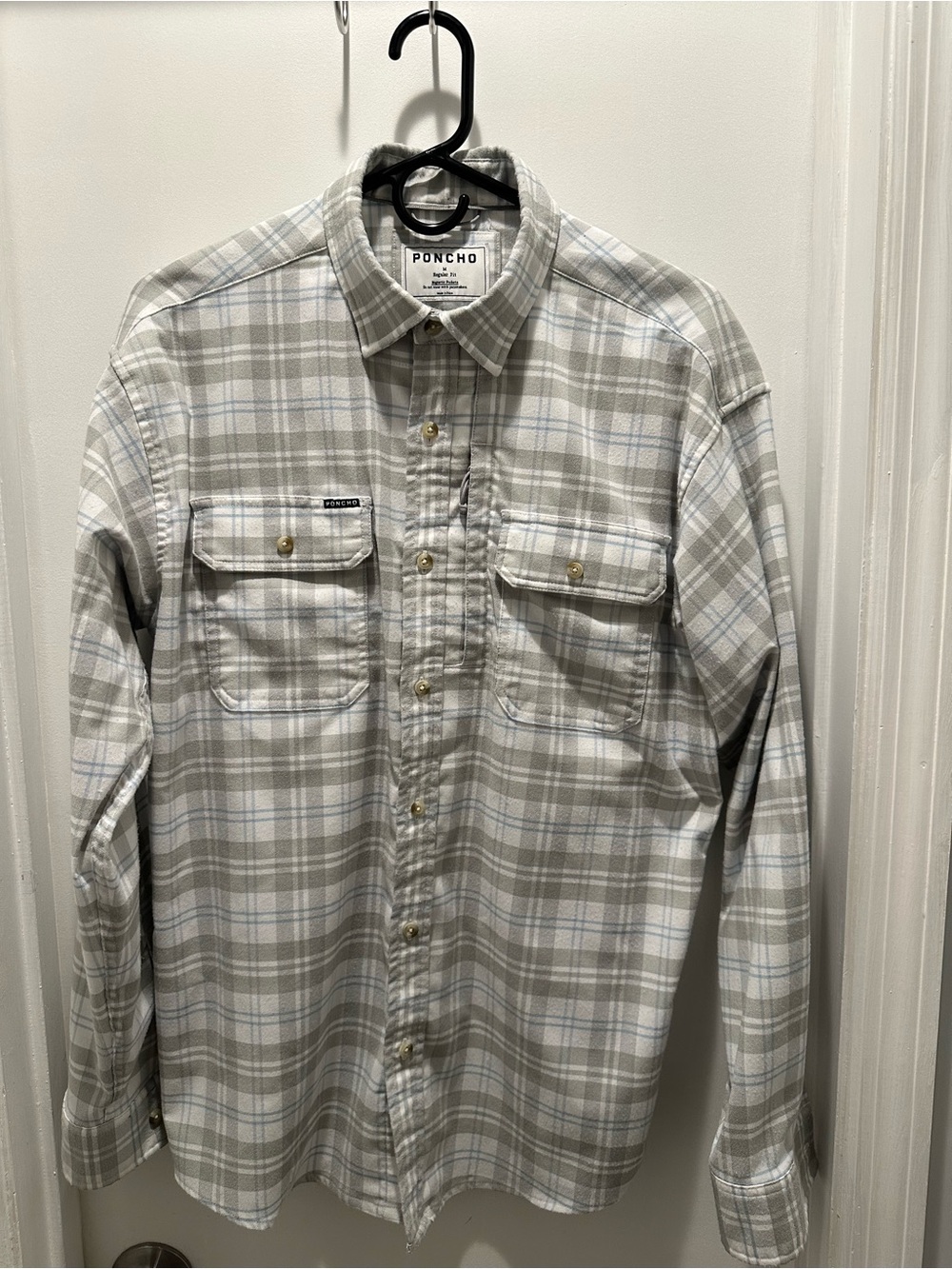 Poncho Men's Plaid Button-Down Shirt in Light Gray/White